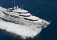 luxury yacht charter