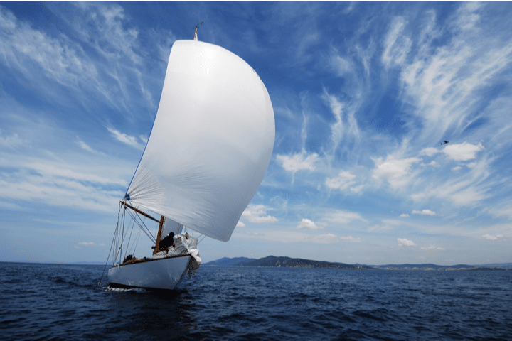 Spinnaker sail