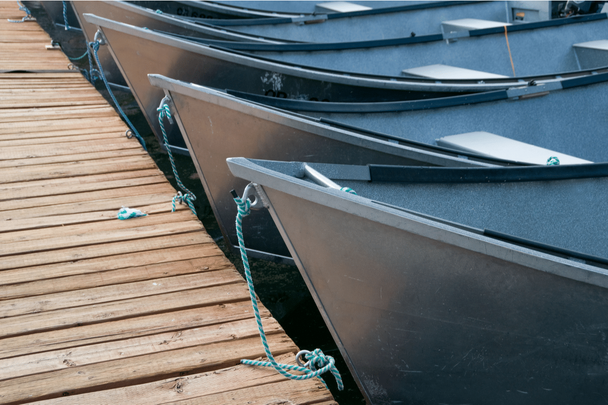Aluminum vs Fiberglass Boats Comparison Guide