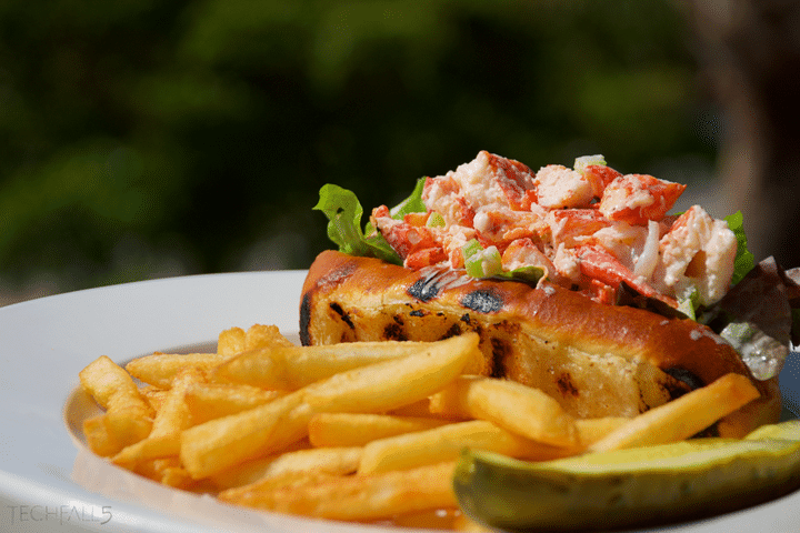 Rustin Inn Lobster roll