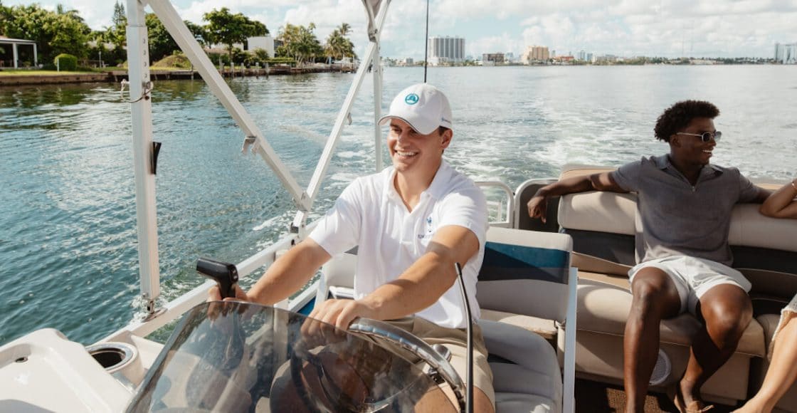 setting captain pricing for boat rentals