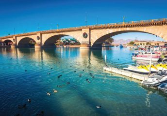 Lake Havasu restaurants on the water.