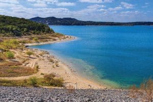 Best Restaurants on the Water in Canyon Lake, Texas.