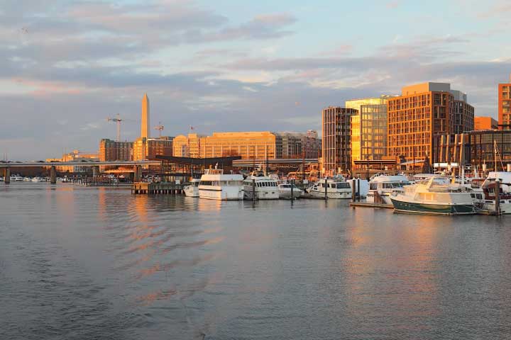 Washington DC boating.