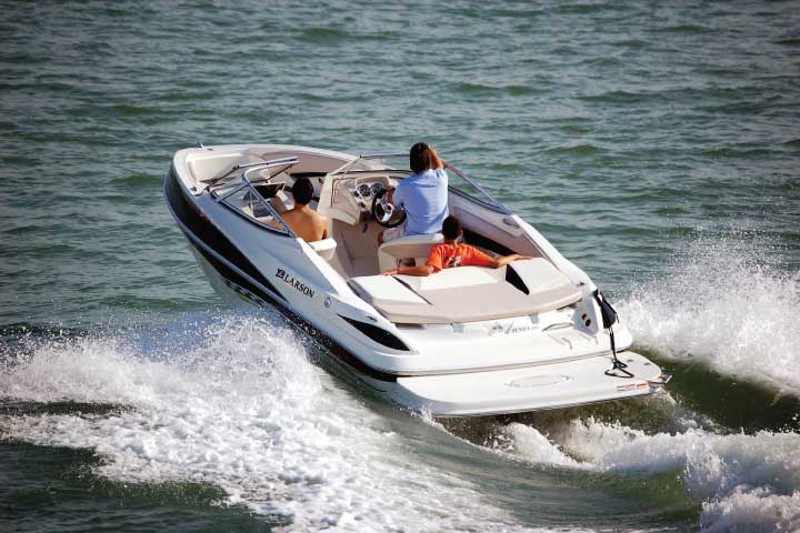 Jet Boat With Inboard Engine.