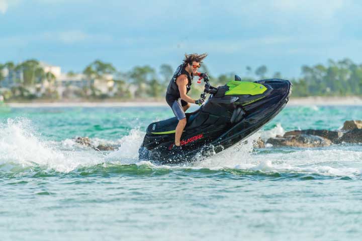 8 Best Jet Skis & Other Amazing PWCs (2023) | Boatsetter