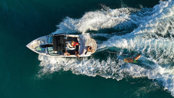 10 Best Gifts for a Boat Owner