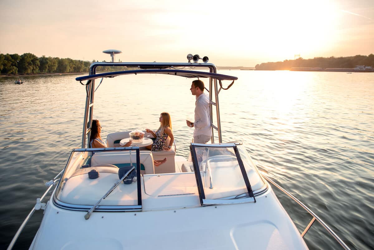 10 Best Gifts for a Boat Owner