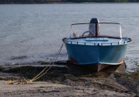 How to Anchor at the Beach.