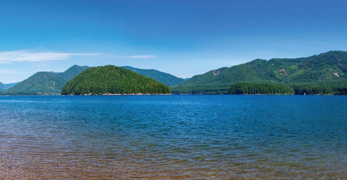 Lakes in Oregon for Boating.