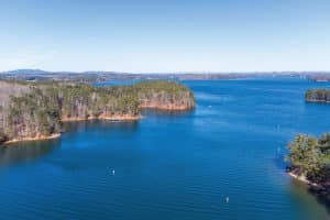 Waterfront Restaurants in Lake Lanier.