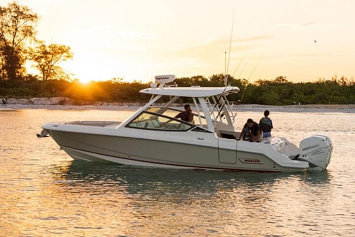 Boston Whaler Vantage 280