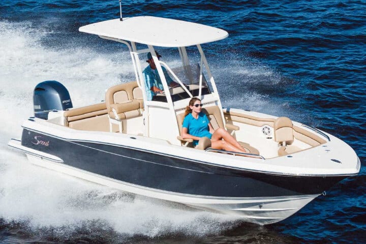Scout 215 SXF Luxury Center Console