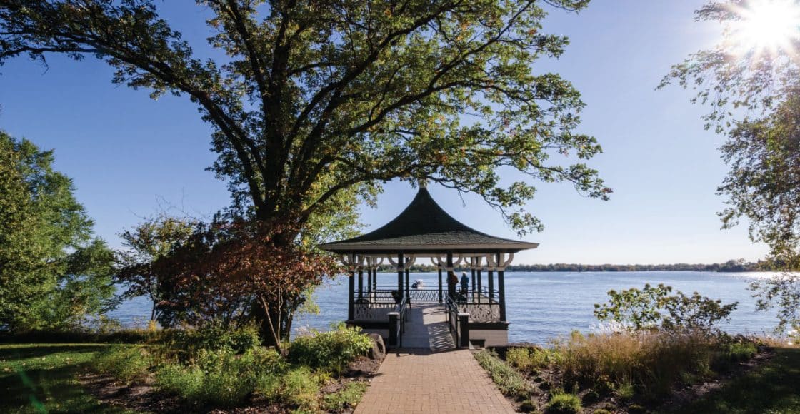 Lake Minnetonka Restaurants on the Water.