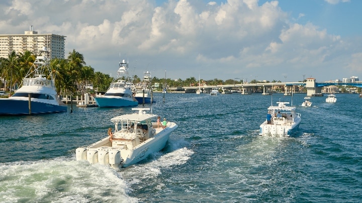 Renting a boat for The Fort Lauderdale International Boat Show copy