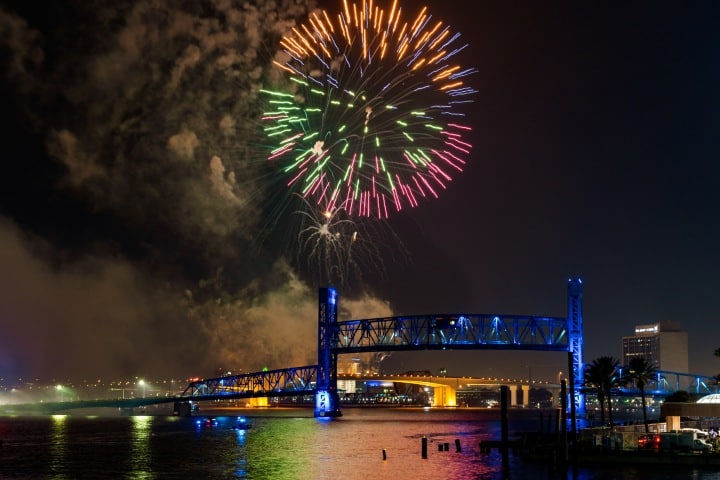 jacksonville fireworks new years