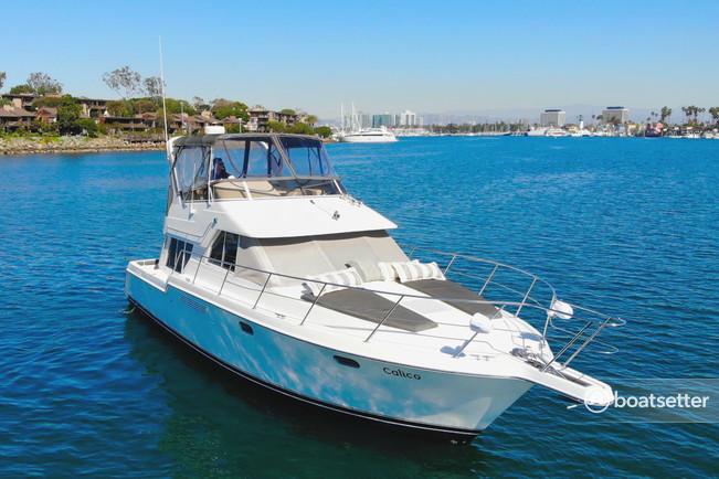 Spacious Modern 40ft Luxury Power Yacht in Marina del Rey