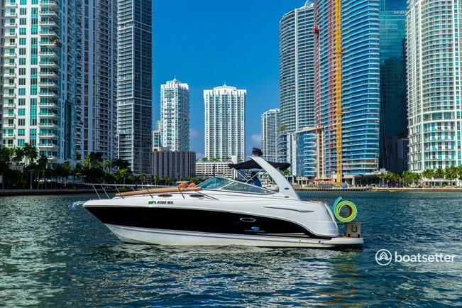 (1 HOUR FREE) Signature Chaparral Yacht