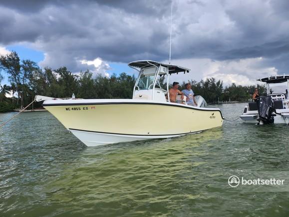 23ft. Mako 234 Center Console - Time to cruise/fish 
