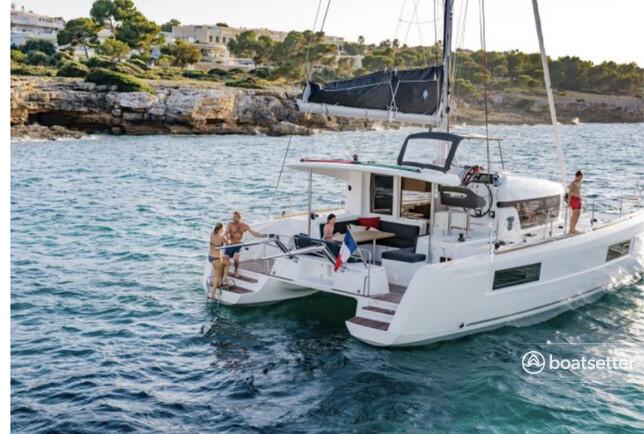 40' Luxury Sailing Catamaran! Offering 4 hr, 8 hr, & 10 hr charters