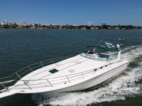 Sea Ray 50’ 🚨⚓️🛥️ Summer vibes☀️come to enjoy the summer with us ! 