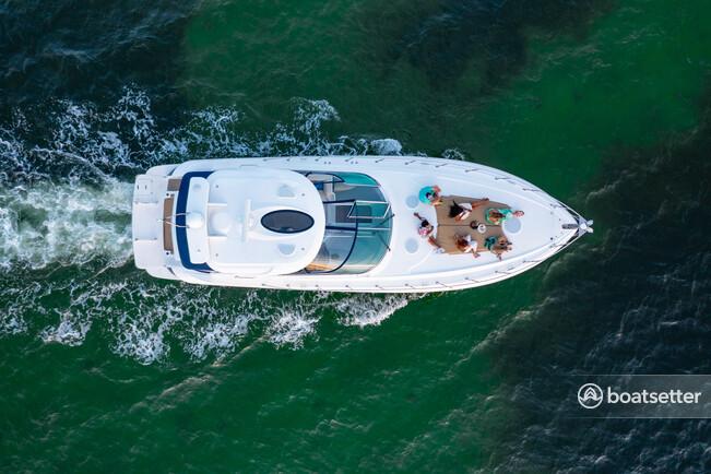 Explore. Enjoy. Experience Yacht Life!