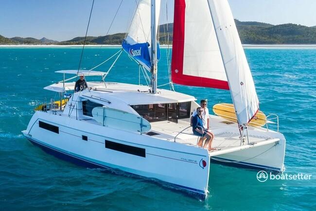 Luxurious Leopard 40 Catamaran with Water Toys/Paddle Boards Included
