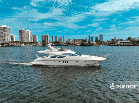 65' 1 HOUR FREE MONDAY - THURSDAY IN A 65’ LUXURY AZIMUT YACHT 