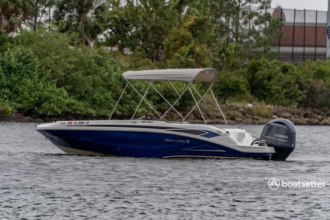 Cruise in Style: 2023 Hurricane Deck Boat SS205 OB with Yamaha 150-200
